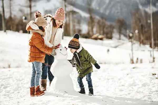 Chandigarh to Manali Taxi