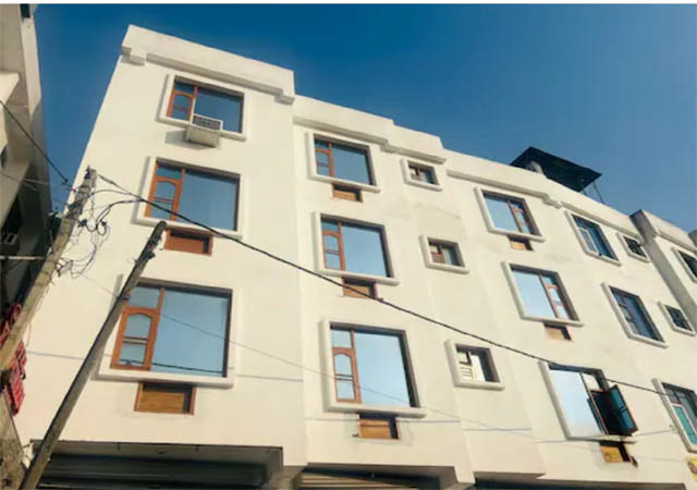 budget hotel in Katra